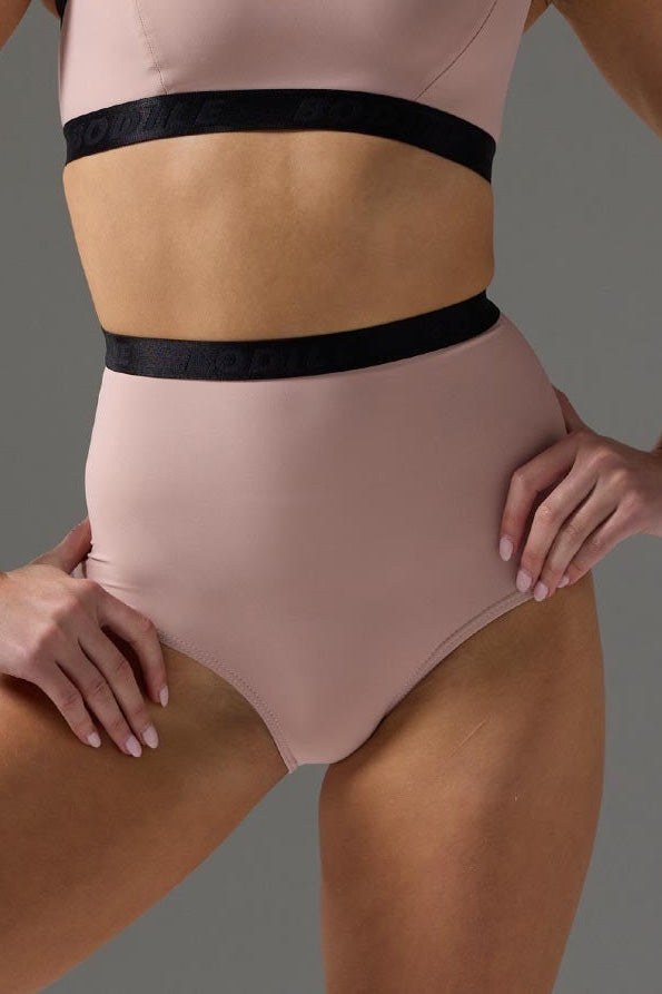 ALINA SPORT BRIEF | ARCHIVE – BODILE