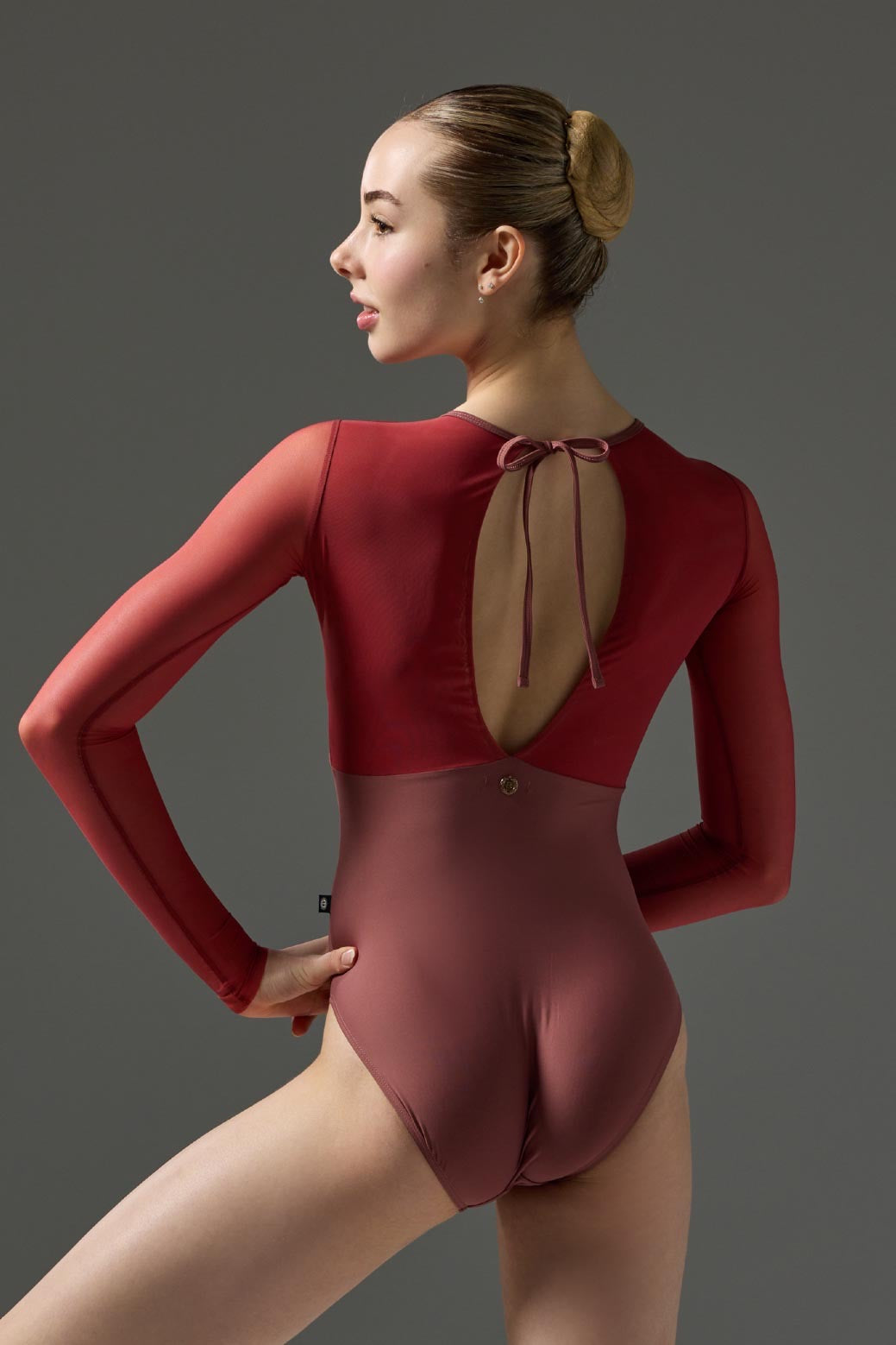 OLIVIA LEOTARD