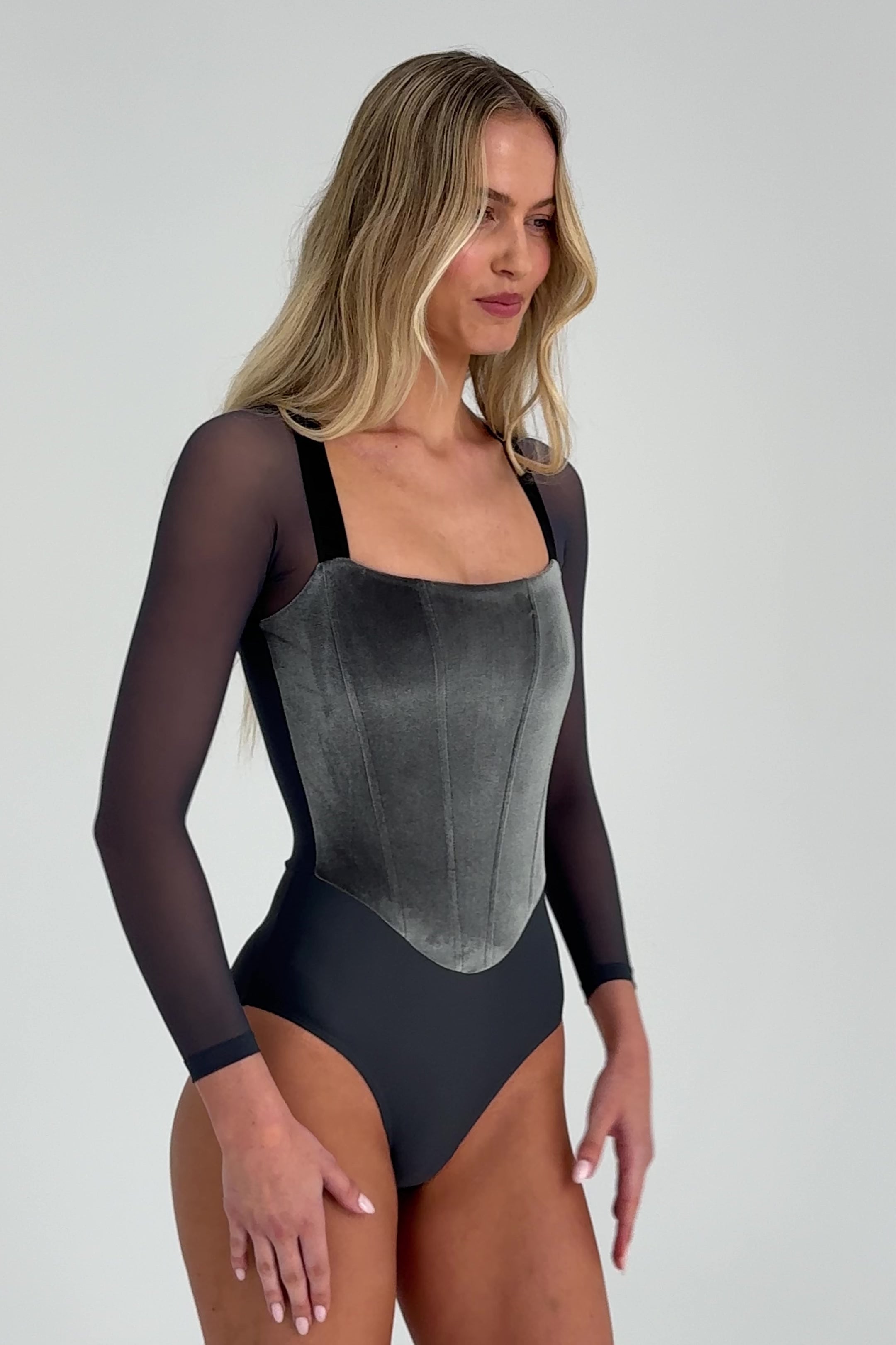 VALENTINA LEOTARD – BODILE
