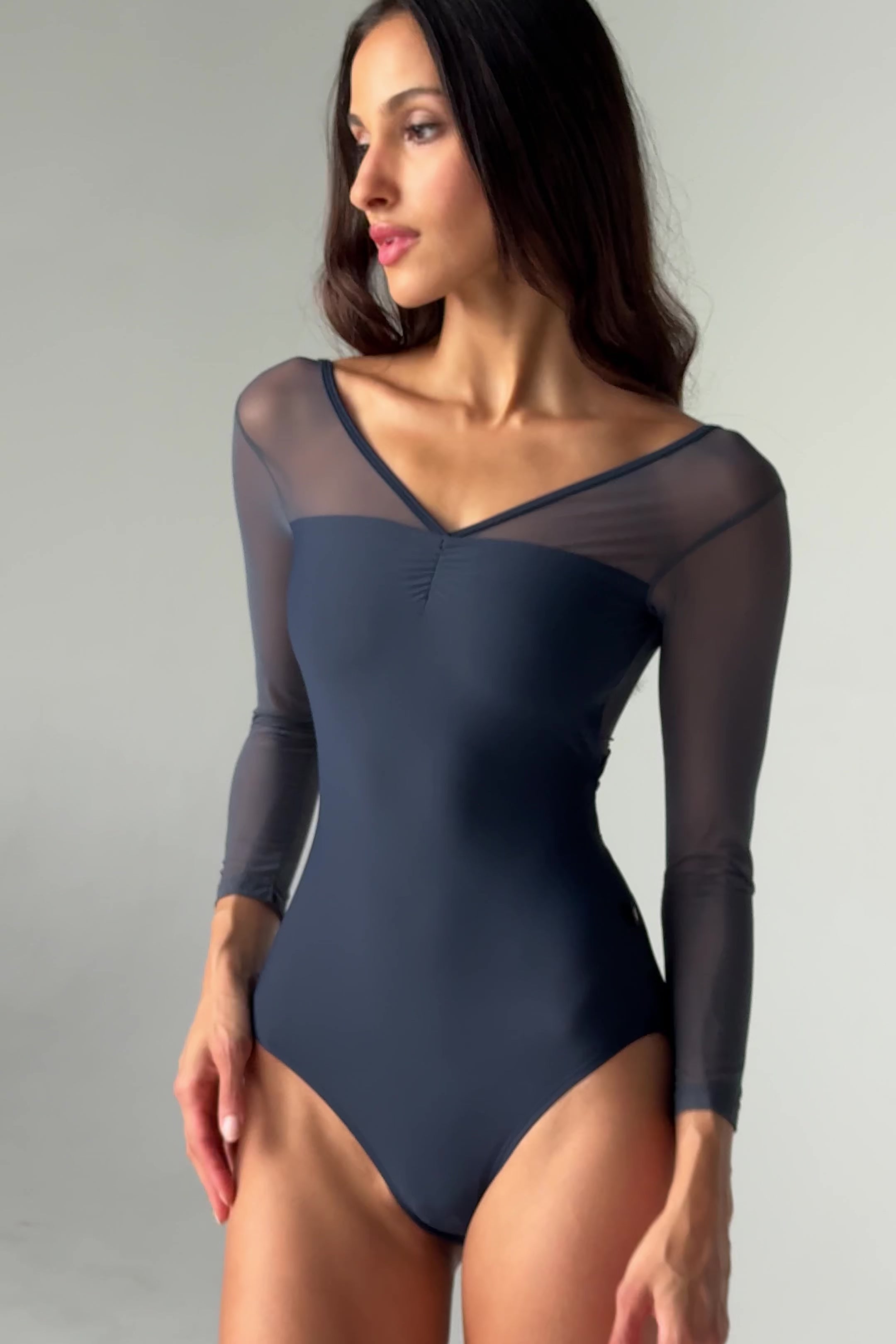 SASHA LEOTARD – BODILE