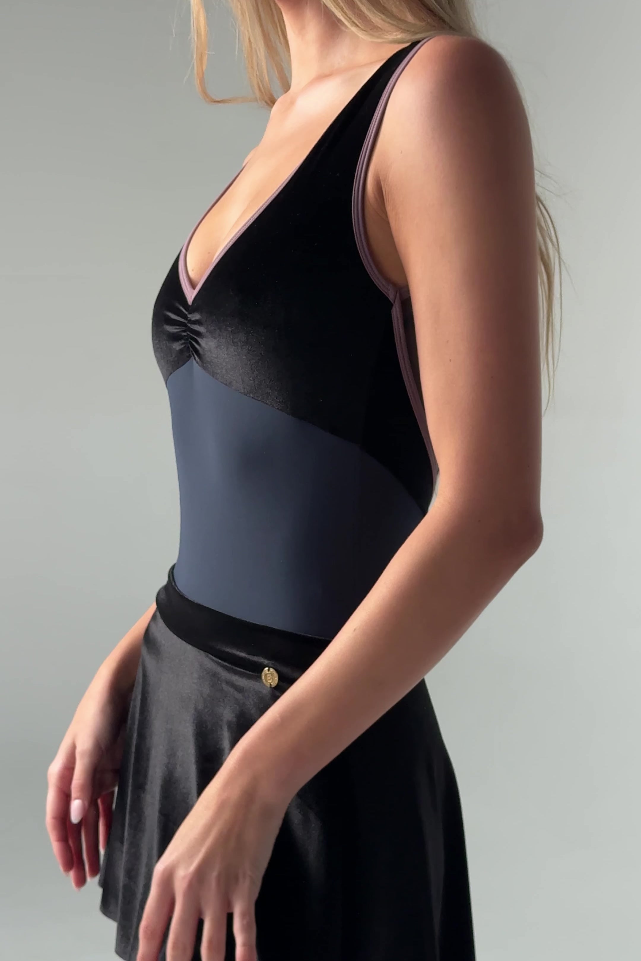 LEILA LEOTARD – BODILE