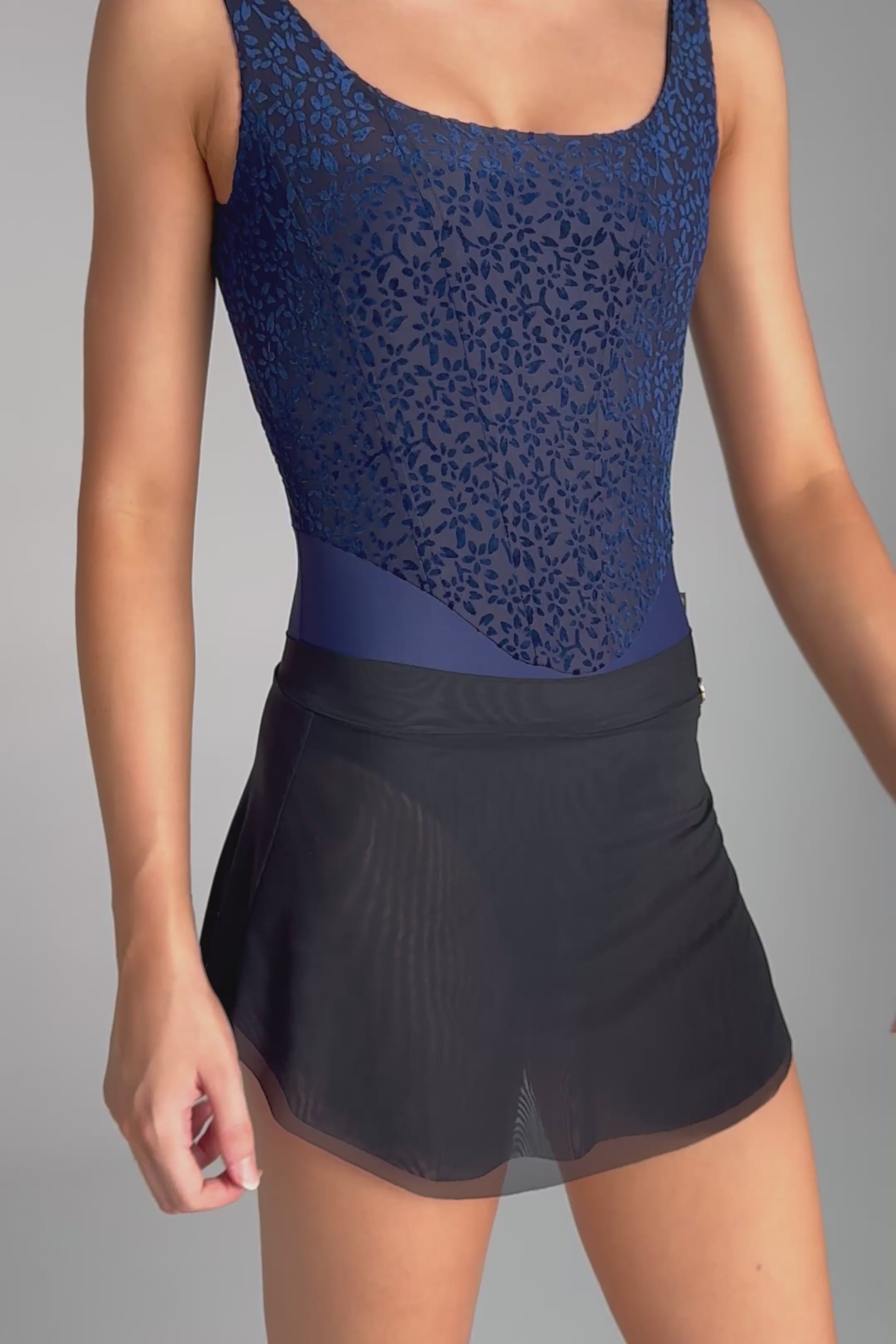 SOFIA LEOTARD | NOIR BLOOM – BODILE