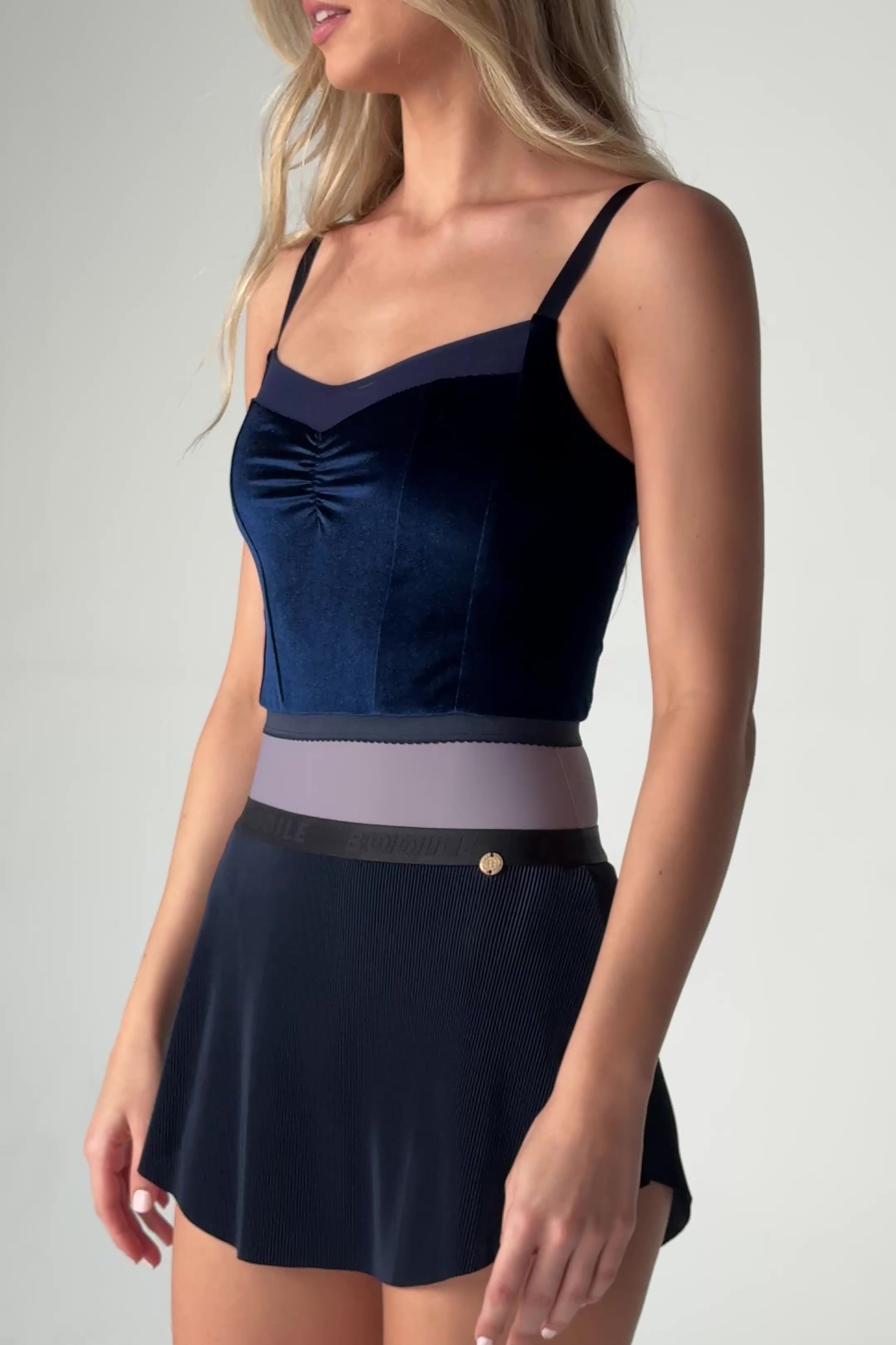 OPHELIA RELEVÉ LEOTARD – BODILE