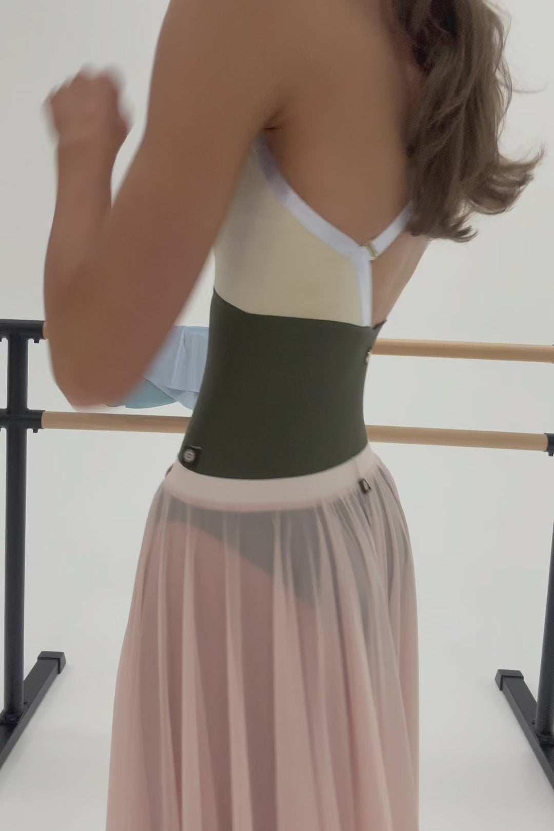 JULIETA MAX – BODILE