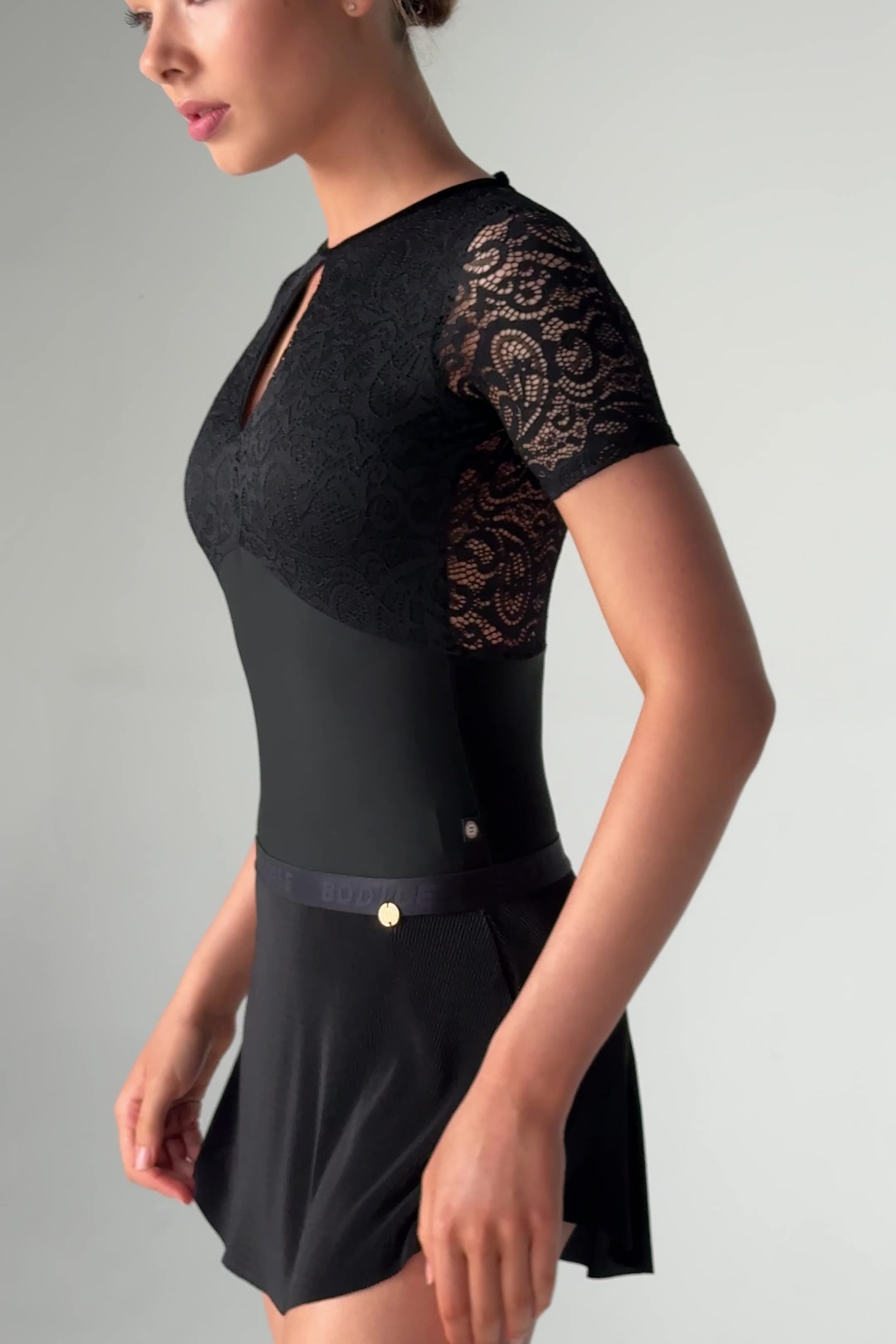OLIVIA LACE – BODILE