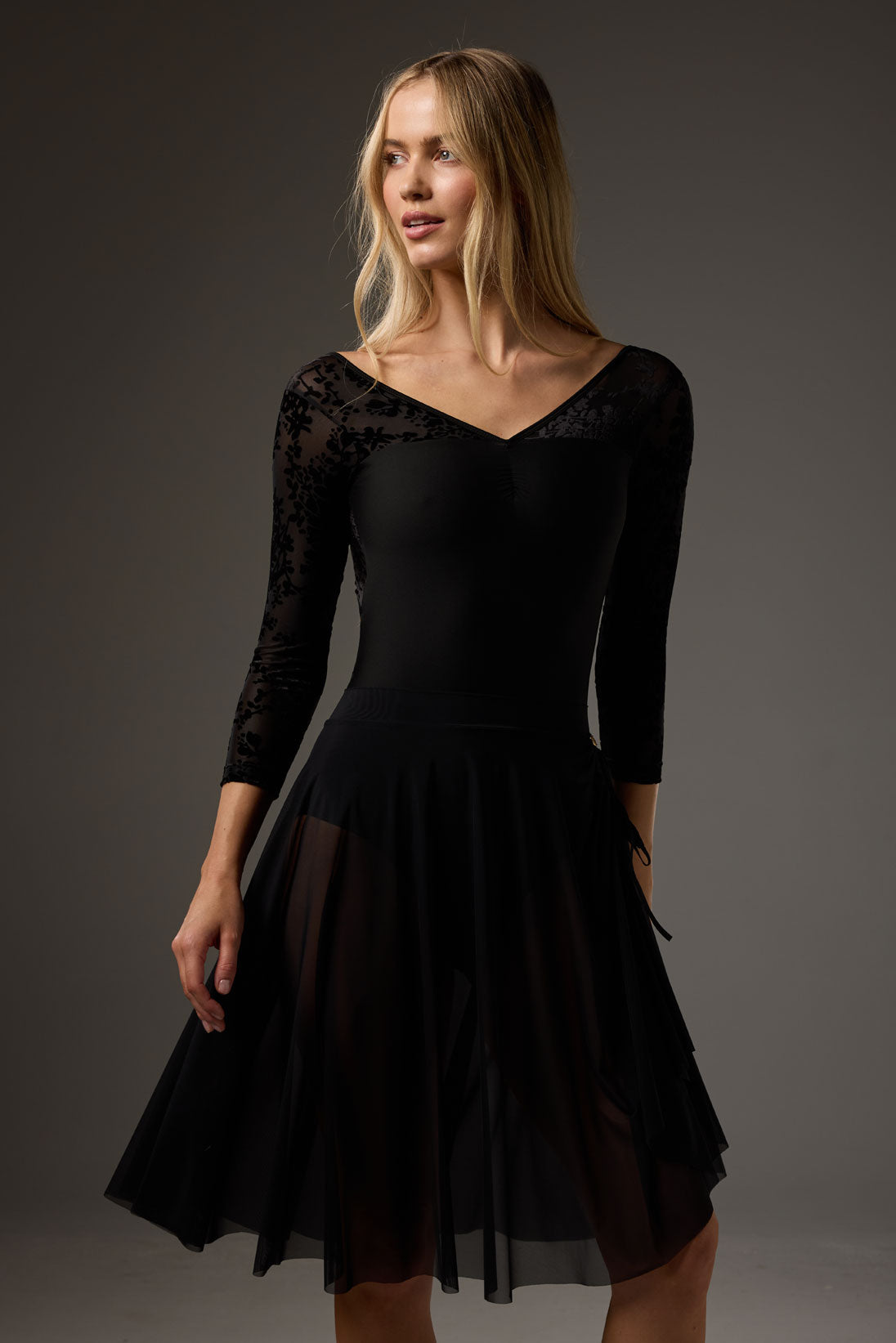 SASHA LEOTARD | BLACK DAHLIA – BODILE