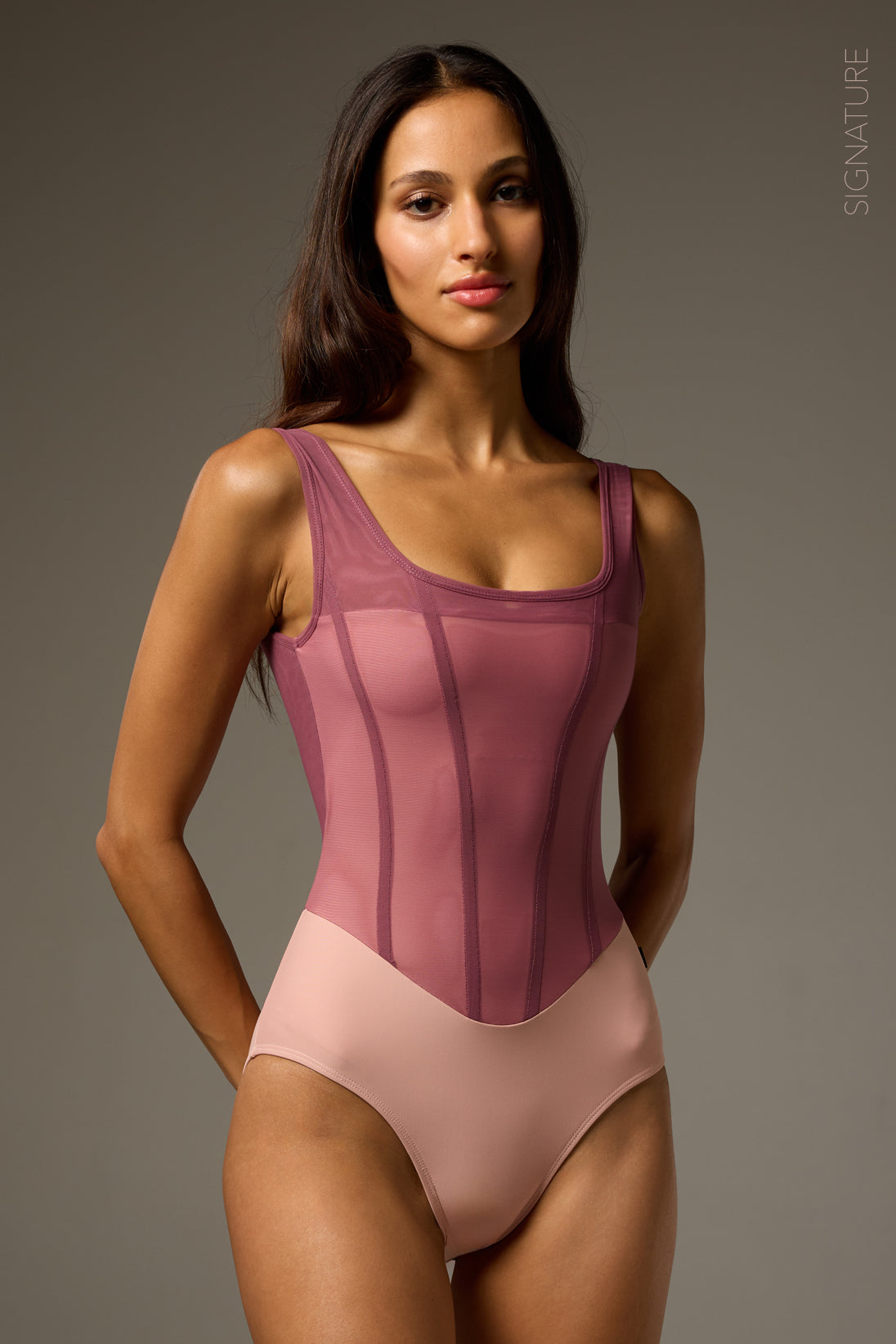 SOFIA LEOTARD | SIGNATURE – BODILE
